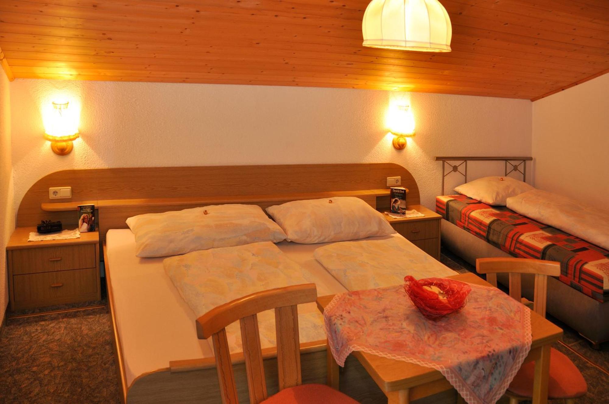 Haus Alpenruh Hotel Sankt Leonhard im Pitztal Eksteriør billede