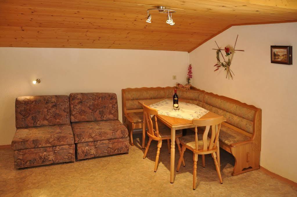 Haus Alpenruh Hotel Sankt Leonhard im Pitztal Eksteriør billede